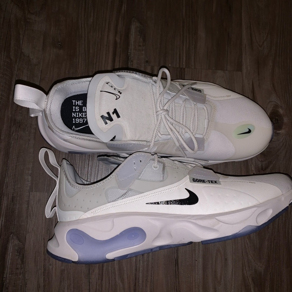MENS Nike React Gore-Tex